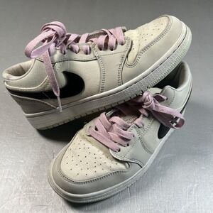 Air Jordan 1 Low OG Year of the Rabbit Shoes Womens Size 7.5 CZ0776-300‎